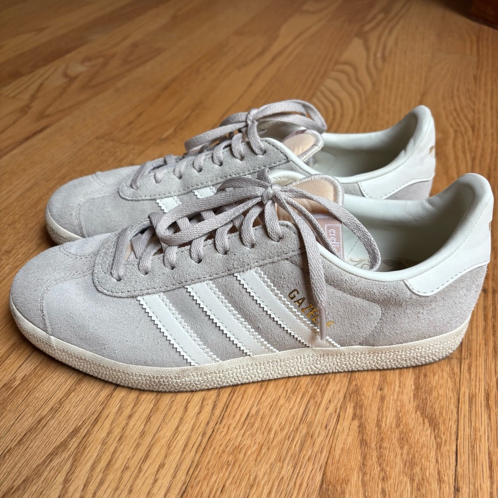 Adidas Gazelle Sneakers Taupe Beige White Women’s 6 Men’s 5